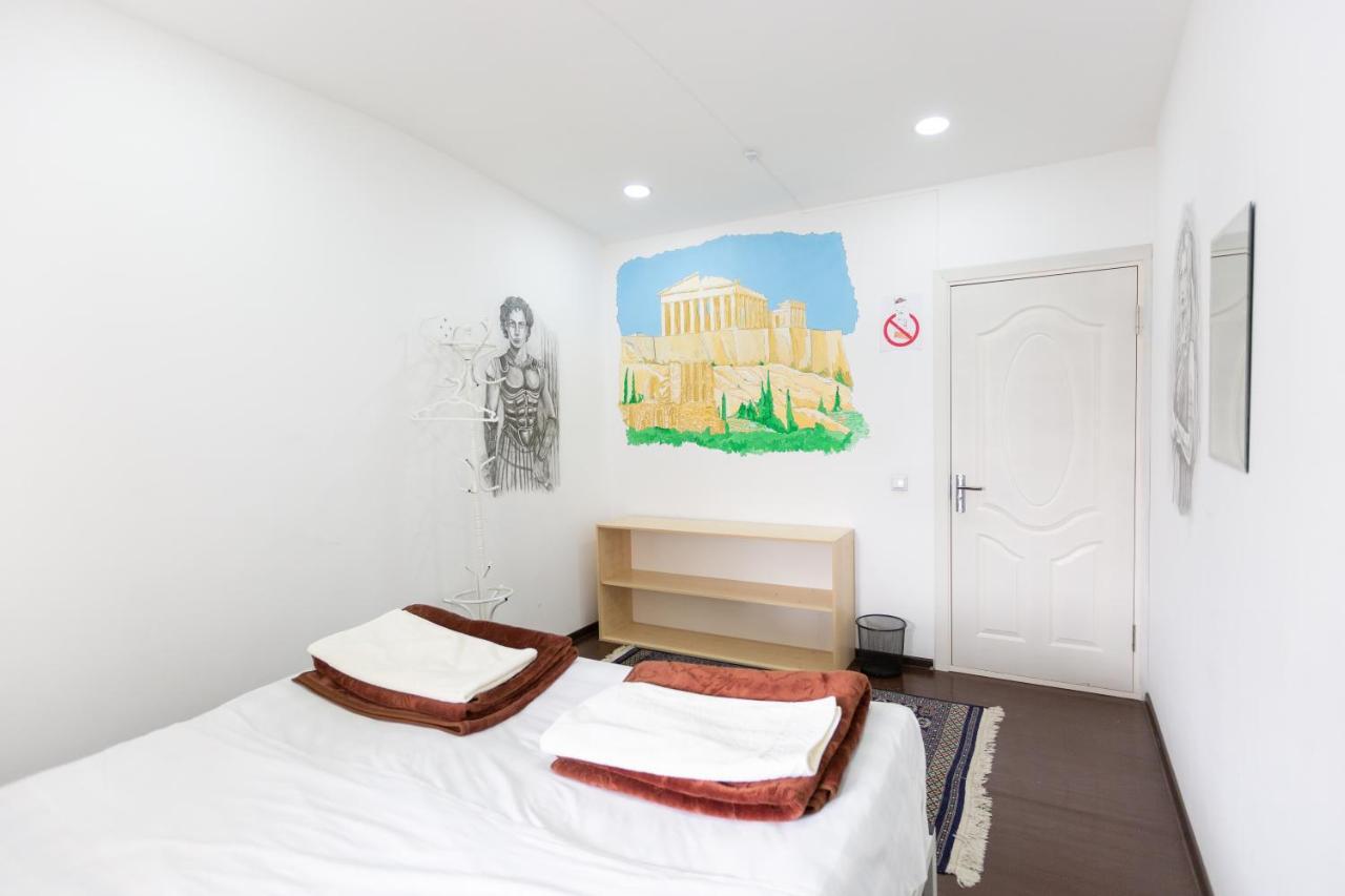 Light Hostel Tashkent Esterno foto